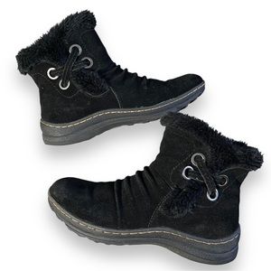 BARETRAPS Adalyn Black Suede Leather Fur Lined Ankle Winter Boots Booties 6.5